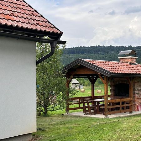 Conjar Villa Saborsko Exteriör bild