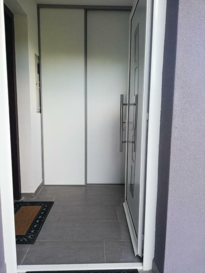 Conjar Villa Saborsko Exteriör bild
