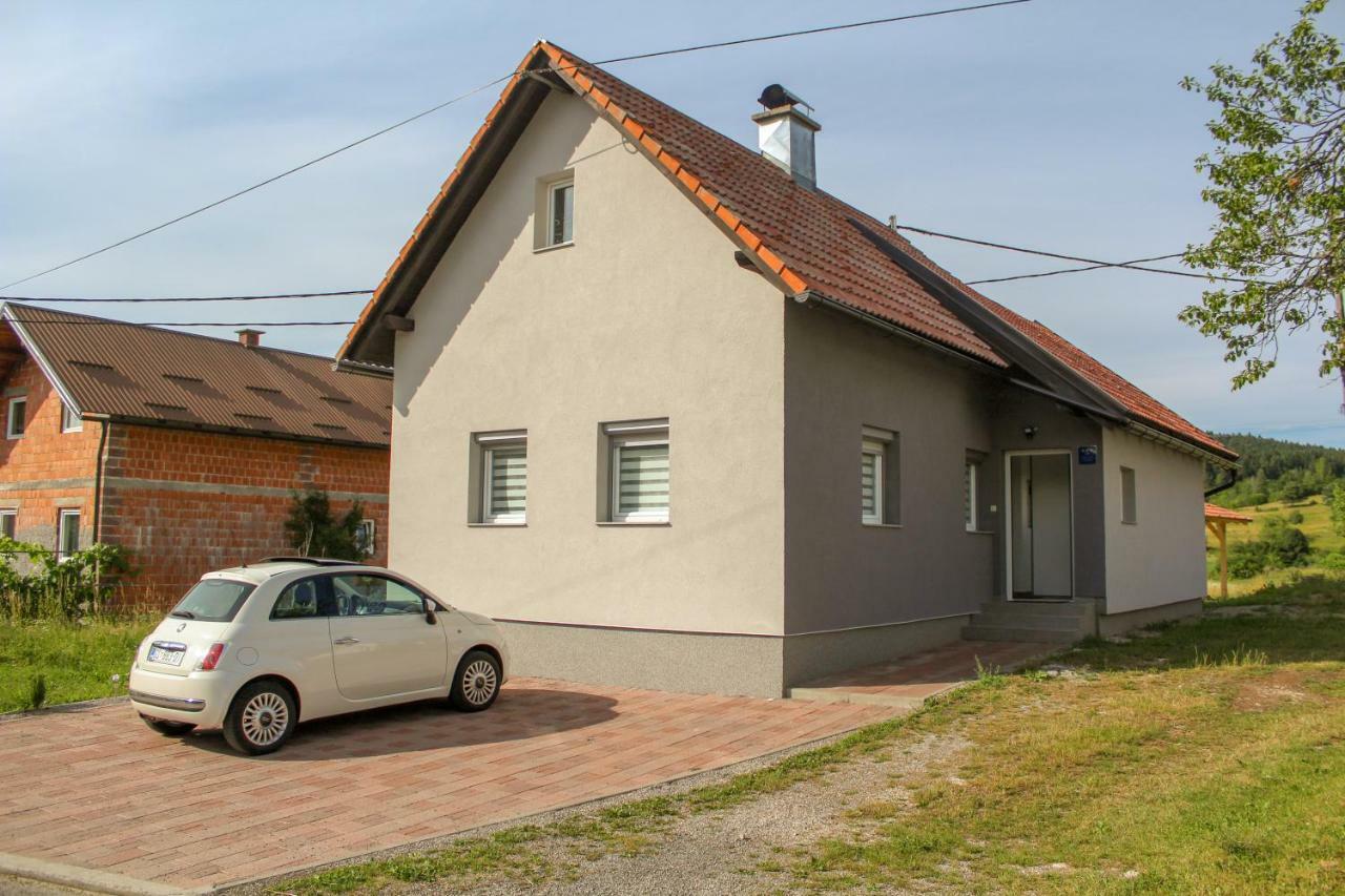 Conjar Villa Saborsko Exteriör bild